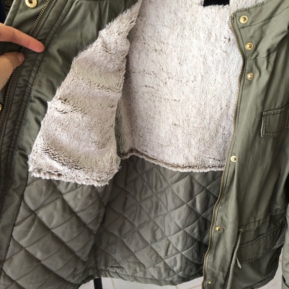 Green Hooded Parka with Fur - Picture 5 of 10